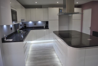 Finnished kitchen in garage conversion
