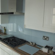 glass splashback.jpg